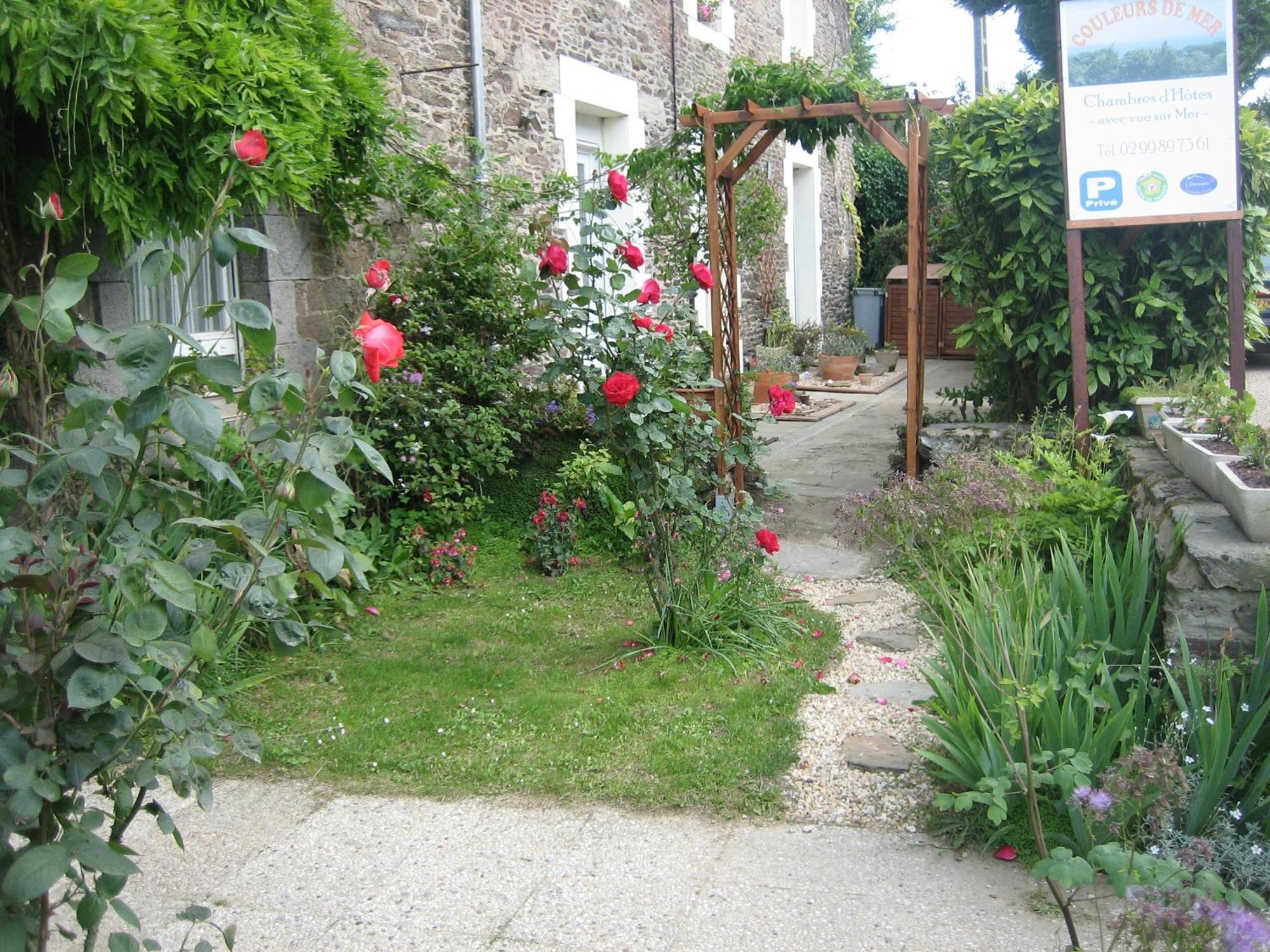 Appartements Couleurs De Mer Cancale Exterior foto
